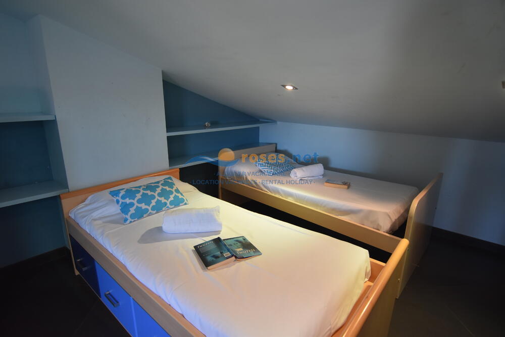 120297 LLUIS COMPANYS ATICO Apartamento Roses 120297 LLUIS COMPANYS ATICO Apartamento Roses