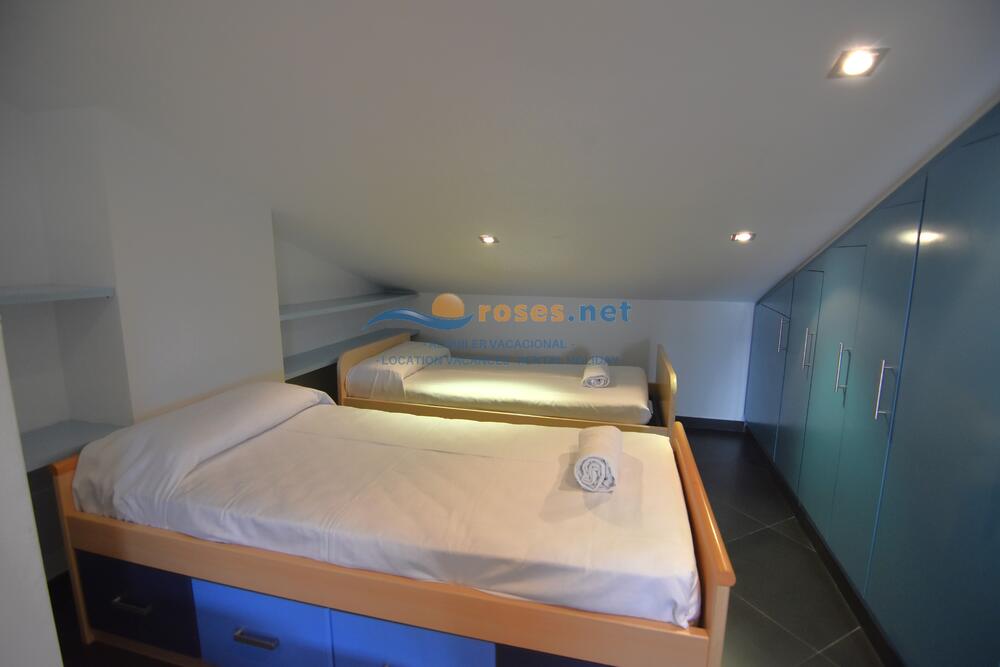 120297 LLUIS COMPANYS ATICO Apartamento Roses 120297 LLUIS COMPANYS ATICO Apartamento Roses