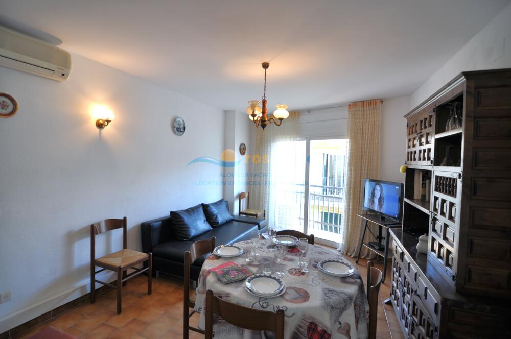 310910 MADRID 11 Apartamento Roses 310910 MADRID 11 Apartamento Roses