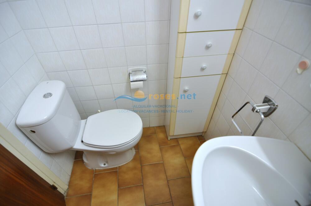 310910 MADRID 11 Apartamento Roses 310910 MADRID 11 Apartamento Roses
