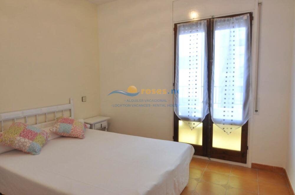 152972 MT APARTAMENTS - A2 Apartamento Roses 152972 MT APARTAMENTS - A2 Apartamento Roses