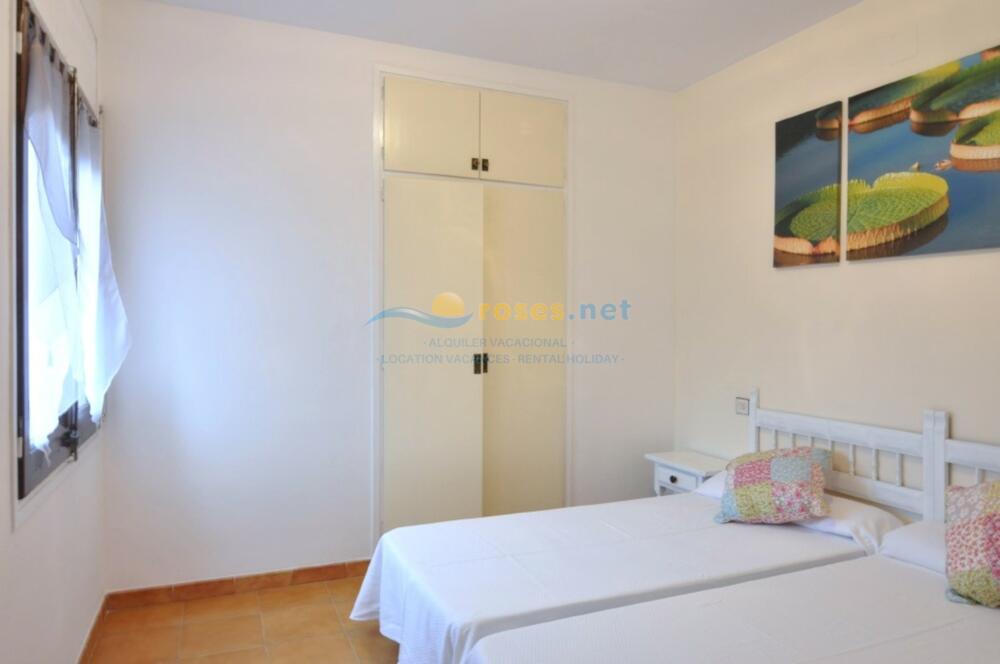 152972 MT APARTAMENTS - A2 Apartamento Roses 152972 MT APARTAMENTS - A2 Apartamento Roses
