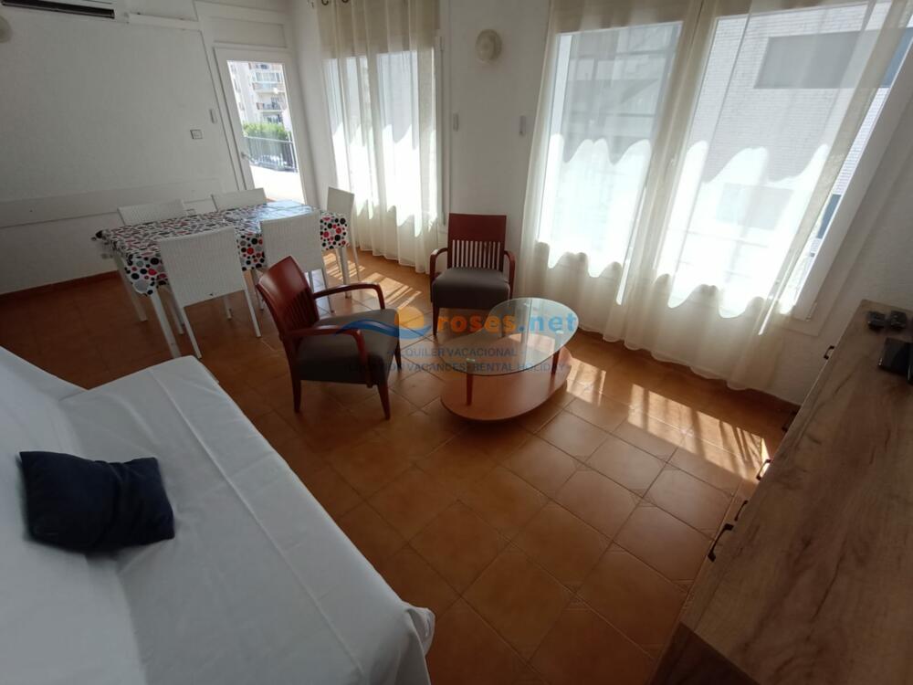 152972 MT APARTAMENTS - A2 Apartamento Roses 152972 MT APARTAMENTS - A2 Apartamento Roses