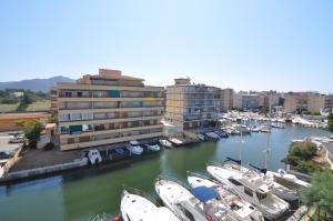 163059 PORT TREBOL 2B PRI Apartment  Roses