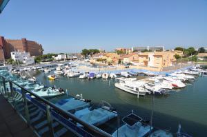 163059 PORT TREBOL 2B PRI Apartment  Roses
