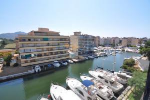 334345 PORT TREBOL 3B Apartamento  Roses