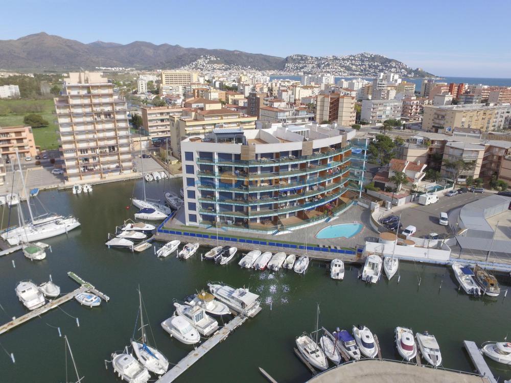 334345 PORT TREBOL 3B Apartment Roses 334345 PORT TREBOL 3B Apartment Roses