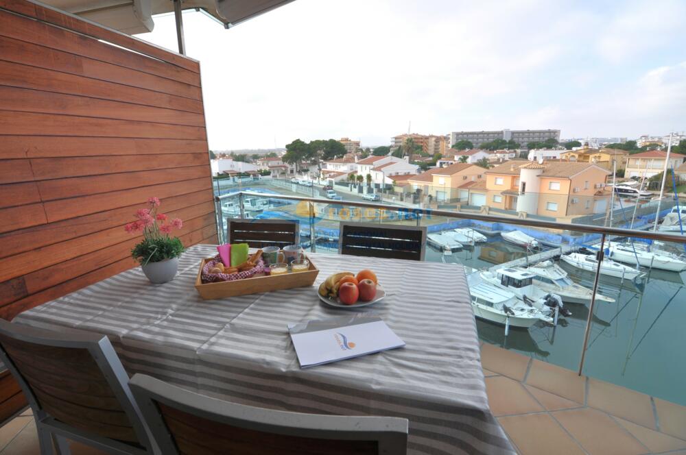 334345 PORT TREBOL 3B Apartment Roses 334345 PORT TREBOL 3B Apartment Roses