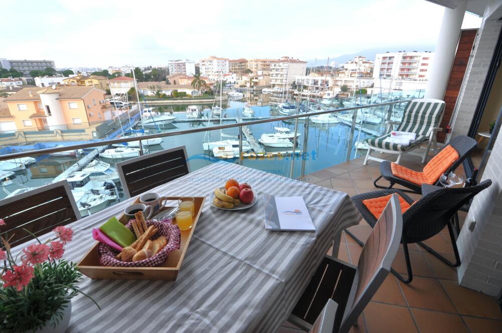 334345 PORT TREBOL 3B Apartment Roses 334345 PORT TREBOL 3B Apartment Roses