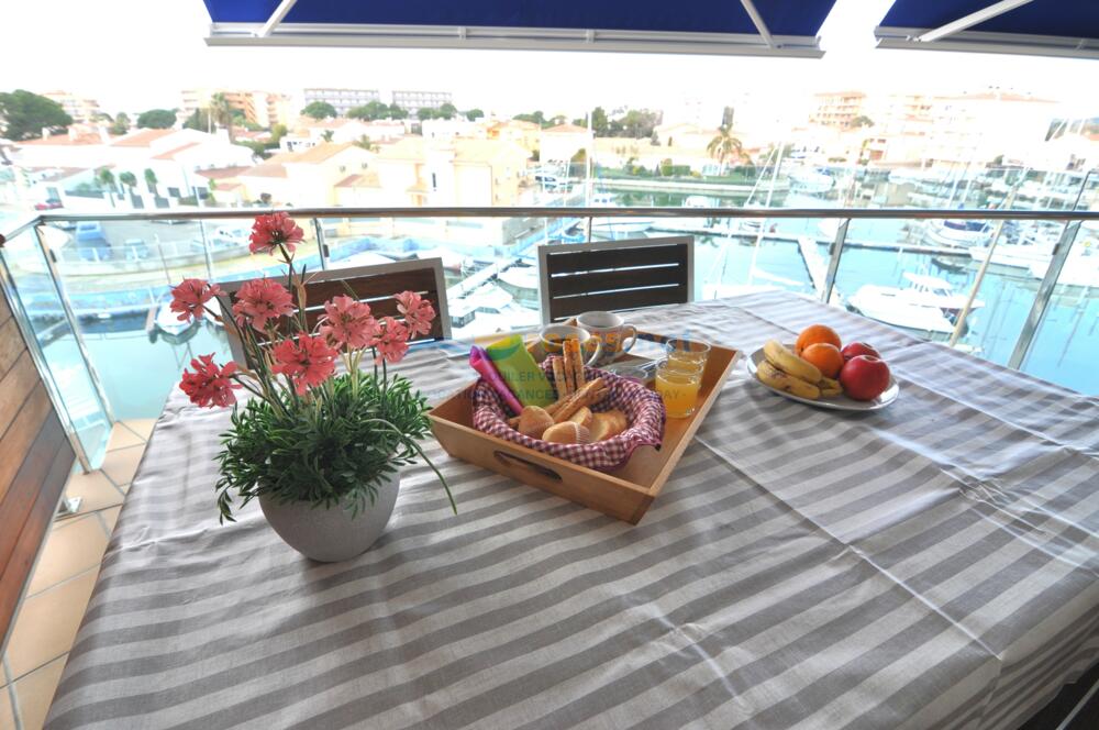 334345 PORT TREBOL 3B Apartment Roses 334345 PORT TREBOL 3B Apartment Roses