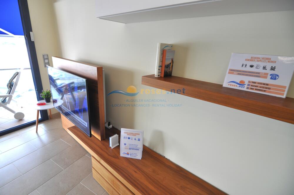 334345 PORT TREBOL 3B Apartment Roses 334345 PORT TREBOL 3B Apartment Roses