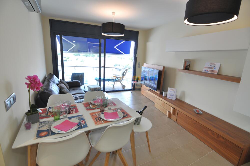 334345 PORT TREBOL 3B Apartment Roses 334345 PORT TREBOL 3B Apartment Roses