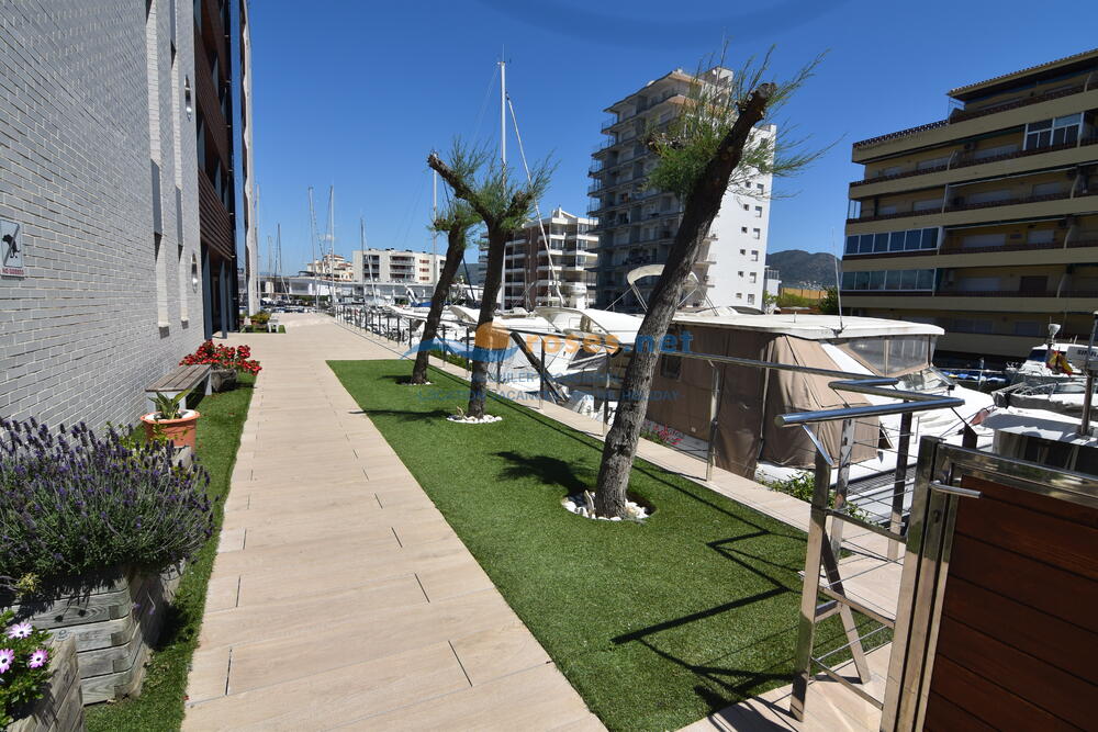 334345 PORT TREBOL 3B Apartment Roses 334345 PORT TREBOL 3B Apartment Roses