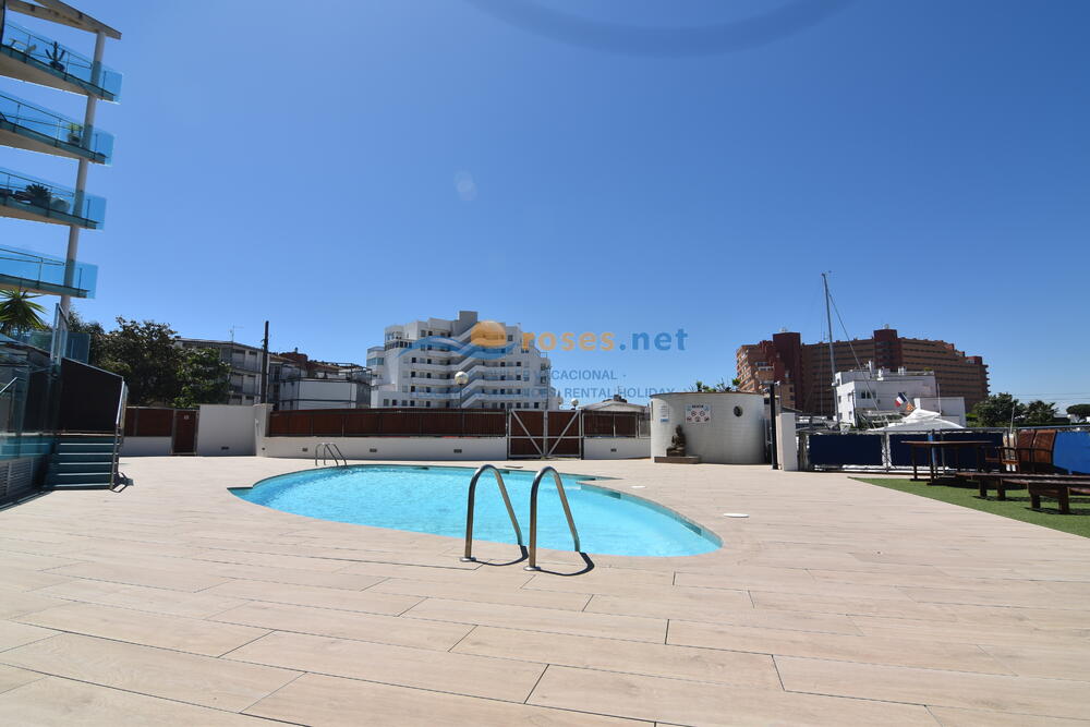 334345 PORT TREBOL 3B Apartment Roses 334345 PORT TREBOL 3B Apartment Roses