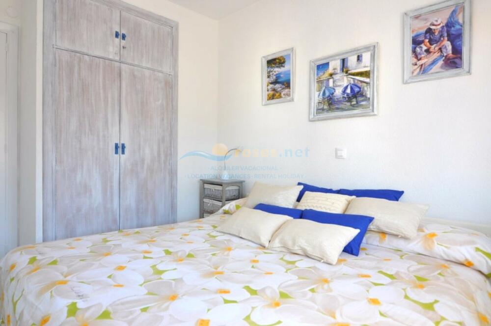 107369 RHC - 3603 Apartment Roses 107369 RHC - 3603 Apartment Roses
