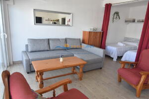 107369 RHC - 3603 Apartment  Roses