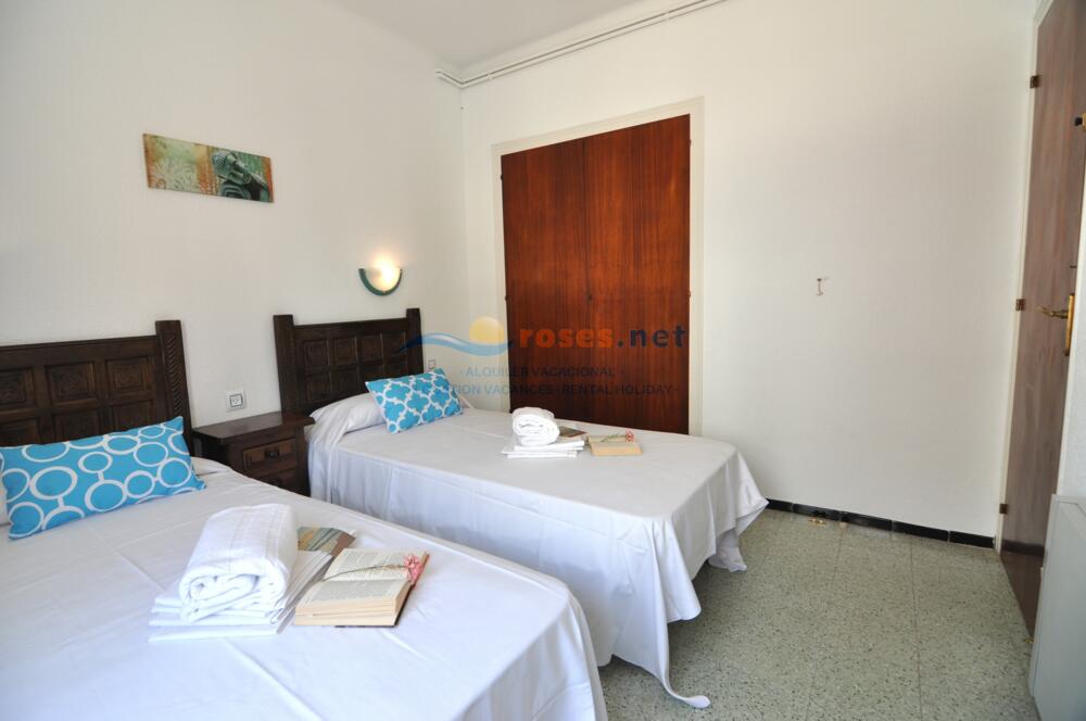 185566 SANT PAU 1 1-13 Apartment Roses 185566 SANT PAU 1 1-13 Apartment Roses