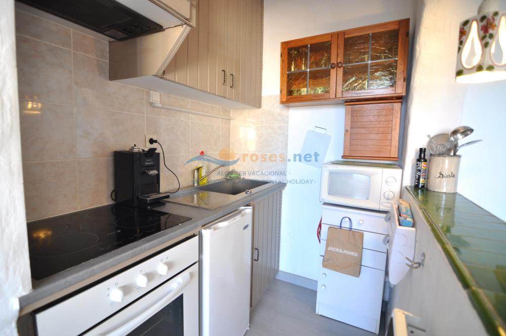320236 STUDIO 42 - 5D Apartment  Roses