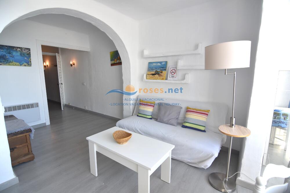 320236 STUDIO 42 - 5D Apartment  Roses