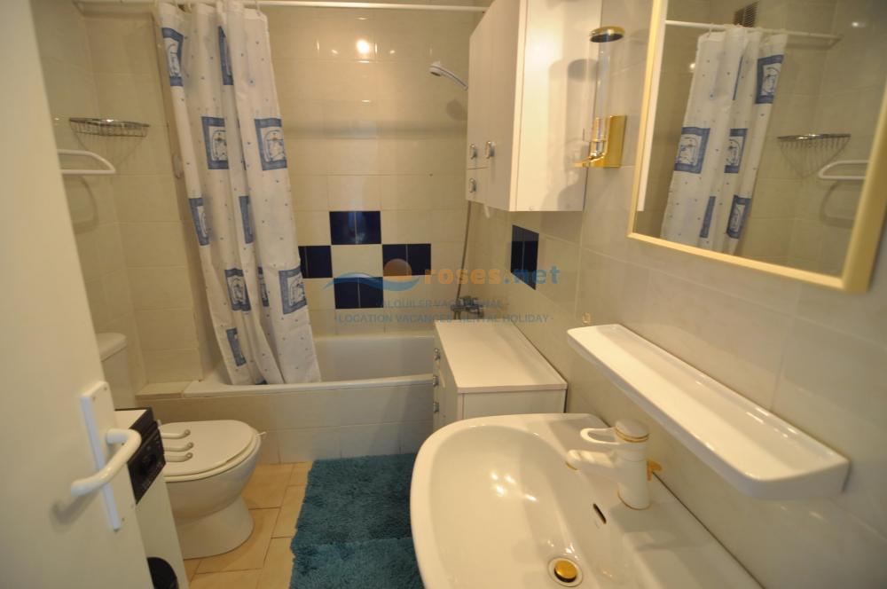 281886 EMPURIABRAVA - VALIRA Apartment  Roses