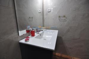 335088 IB RHC GA - 3409 Apartamento  Roses
