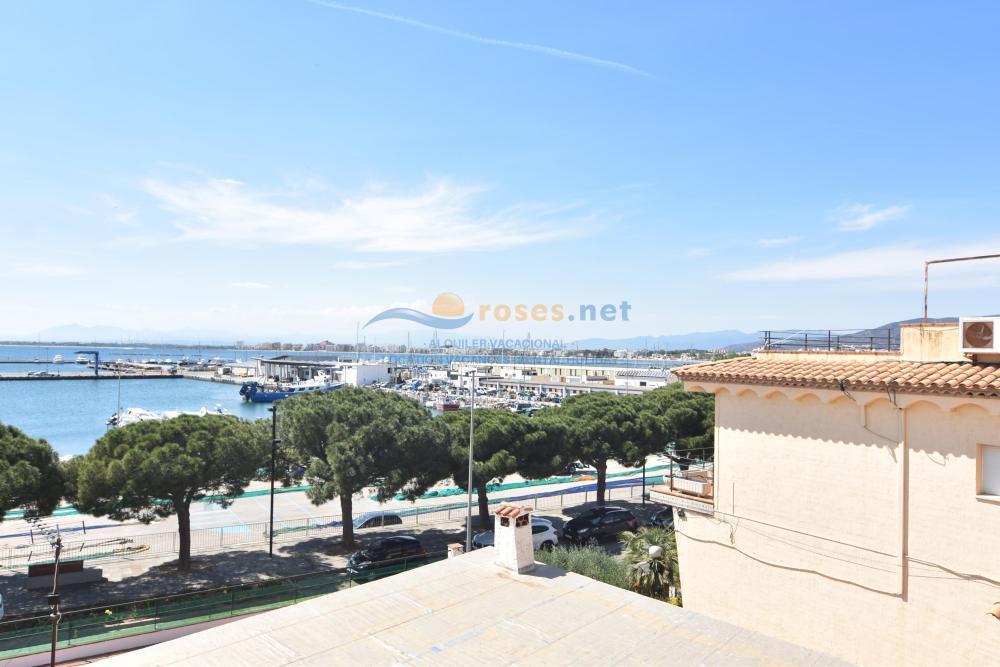 354358 MERCE RODOREDA - PUERTO ROSES Apartment  Roses