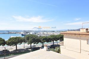 354358 MERCE RODOREDA - PUERTO ROSES Apartment  Roses