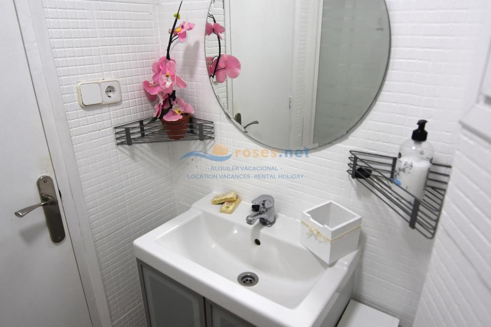 354358 MERCE RODOREDA - PUERTO ROSES Apartment  Roses