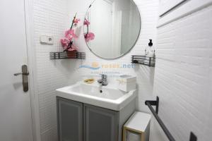 354358 MERCE RODOREDA - PUERTO ROSES Apartment  Roses