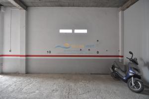 7 IB PARKING PUERTO SIMONA 10 Parkplatz  Roses