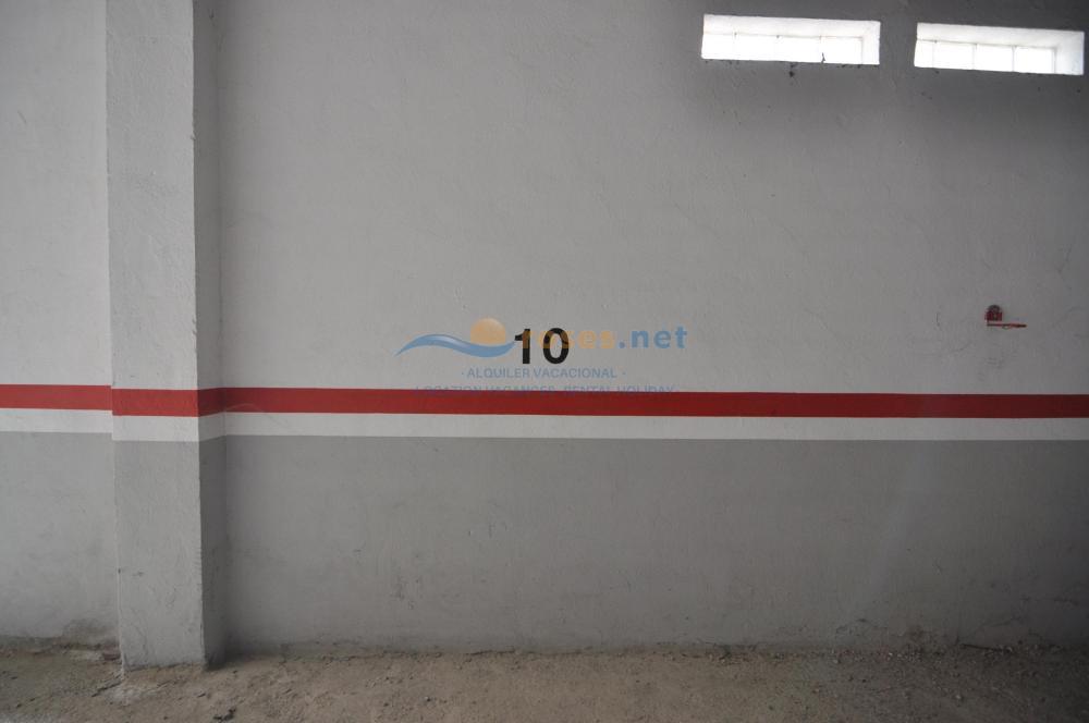 7 IB PARKING PUERTO SIMONA 10 Parkplatz Roses 7 IB PARKING PUERTO SIMONA 10 Parkplatz Roses