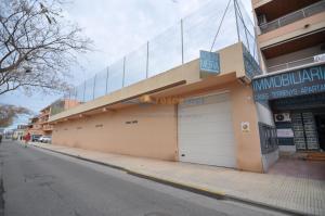 7 IB PARKING PUERTO SIMONA 10 Parkplatz  Roses