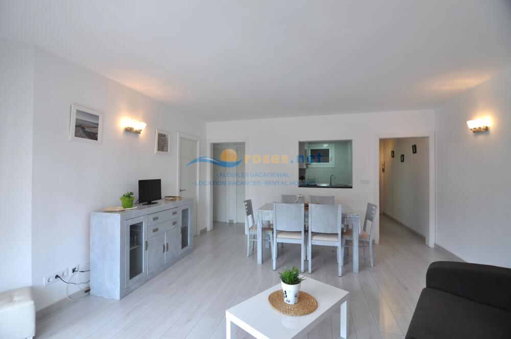 8 SANDRA I 3C IB GA Apartment Roses 8 SANDRA I 3C IB GA Apartment Roses