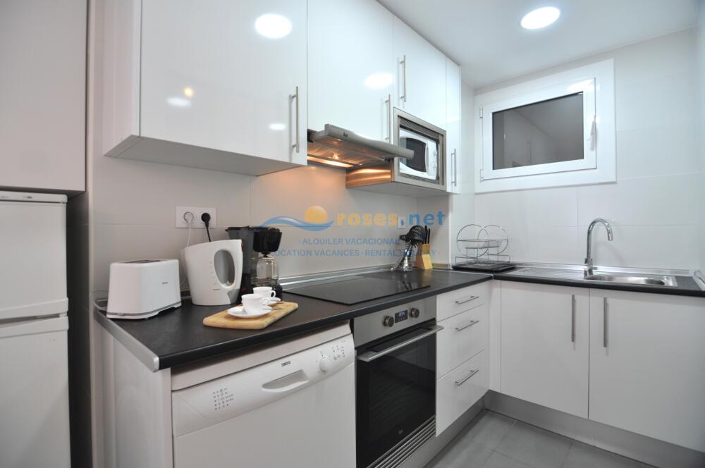 8 SANDRA I 3C IB GA Apartment Roses 8 SANDRA I 3C IB GA Apartment Roses