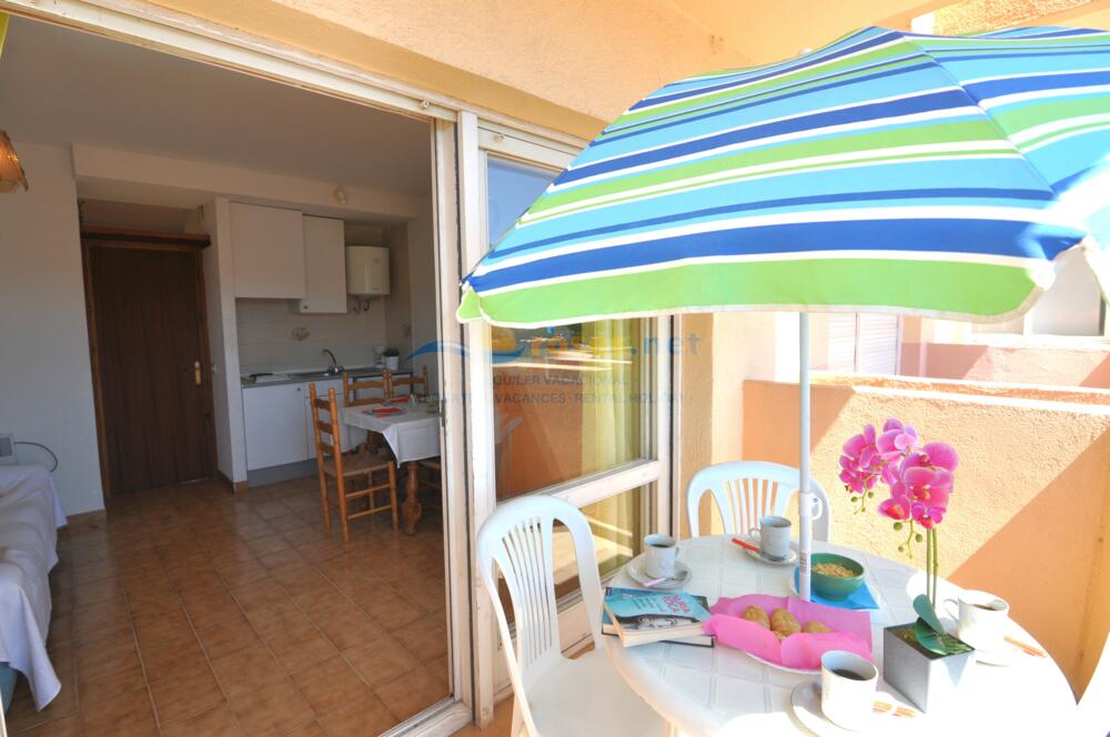 16 OLYMPE STUDIO -2-3 Studio Costa Brava Roses 16 OLYMPE STUDIO -2-3 Studio Costa Brava Roses