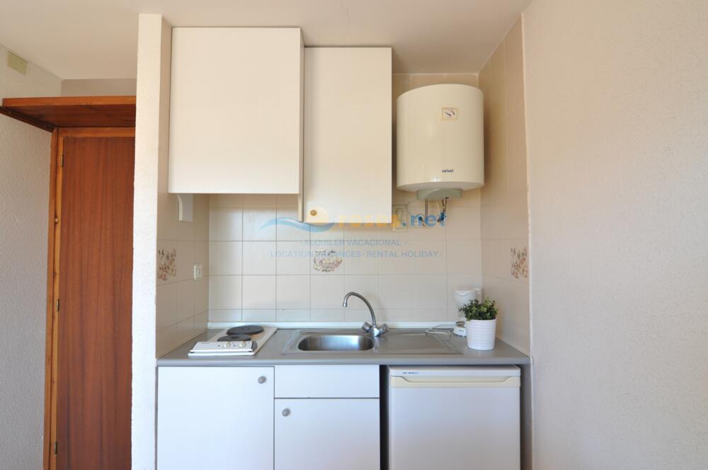 16 OLYMPE STUDIO -2-3 Studio Costa Brava Roses 16 OLYMPE STUDIO -2-3 Studio Costa Brava Roses