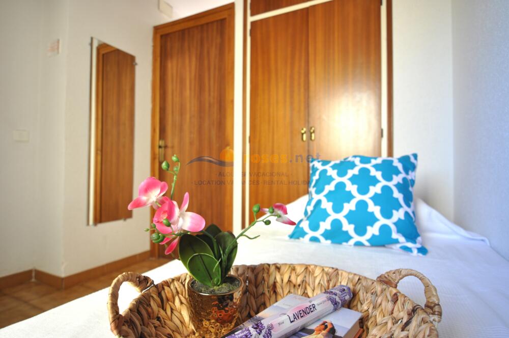 16 OLYMPE STUDIO -2-3 Studio Costa Brava Roses 16 OLYMPE STUDIO -2-3 Studio Costa Brava Roses