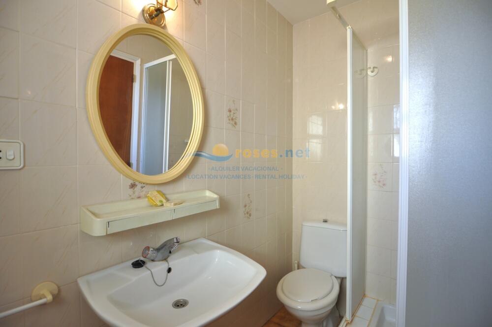 16 OLYMPE STUDIO -2-3 Studio Costa Brava Roses 16 OLYMPE STUDIO -2-3 Studio Costa Brava Roses