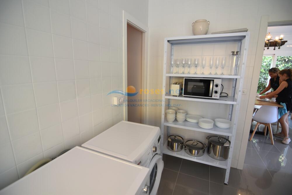 152970 MT - CASA CAN CARLES Einzelhaus / Villa Roses 152970 MT - CASA CAN CARLES Einzelhaus / Villa Roses