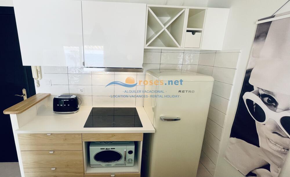 328648 RHC - 1208 Studio-Apartment Roses 328648 RHC - 1208 Studio-Apartment Roses
