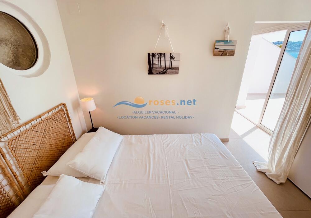 328648 RHC - 1208 Studio-Apartment Roses 328648 RHC - 1208 Studio-Apartment Roses