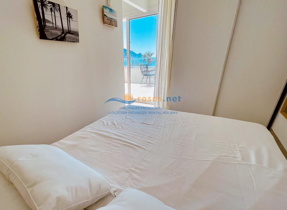 328648 RHC - 1208 Studio-Apartment Roses 328648 RHC - 1208 Studio-Apartment Roses