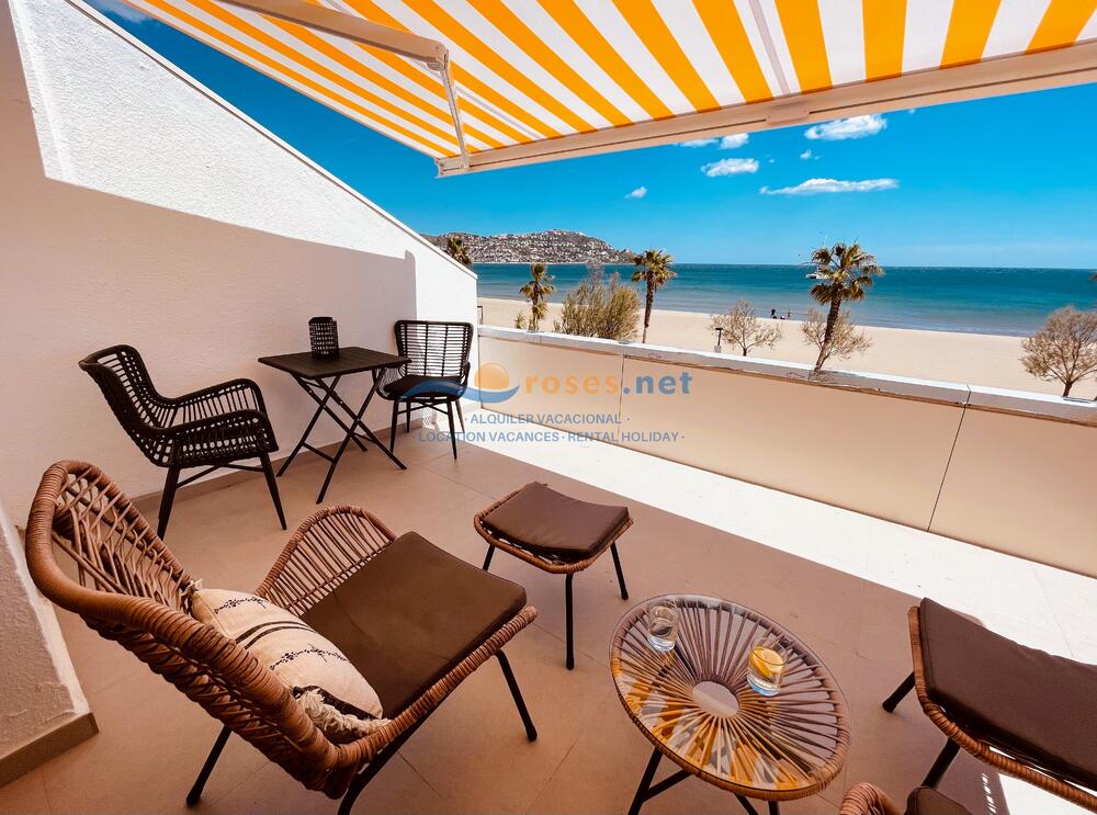 328648 RHC - 1208 Studio-Apartment Roses 328648 RHC - 1208 Studio-Apartment Roses