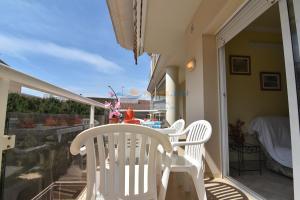 320321 THALASSA Apartament  Roses