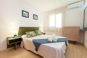 328939 PORT CANIGO III 220 CR Apartment  Roses