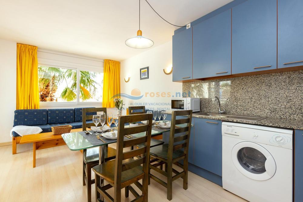 328939 PORT CANIGO III 220 CR Apartment Roses 328939 PORT CANIGO III 220 CR Apartment Roses
