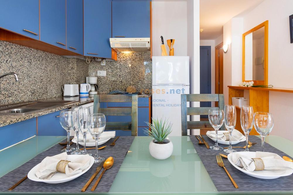 328939 PORT CANIGO III 220 CR Apartment Roses 328939 PORT CANIGO III 220 CR Apartment Roses