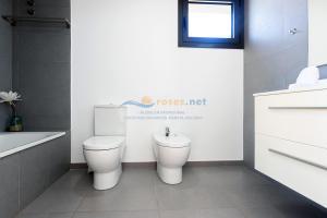 230400 ALMADRAVA VISTA MAR PISCINA - CR - CASA 3 Detached house / Villa  Roses