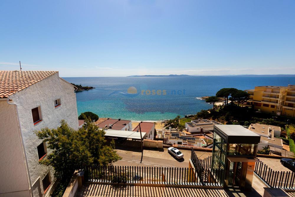 230400 ALMADRAVA VISTA MAR PISCINA - CR - CASA 3 Einzelhaus / Villa Roses 230400 ALMADRAVA VISTA MAR PISCINA - CR - CASA 3 Einzelhaus / Villa Roses
