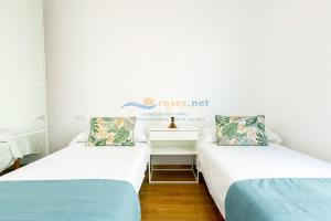 230400 ALMADRAVA VISTA MAR PISCINA - CR - CASA 3 Detached house / Villa  Roses